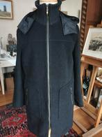 Mooie warme winterjas van District Concept, Ophalen of Verzenden, Zo goed als nieuw, Maat 42/44 (L)