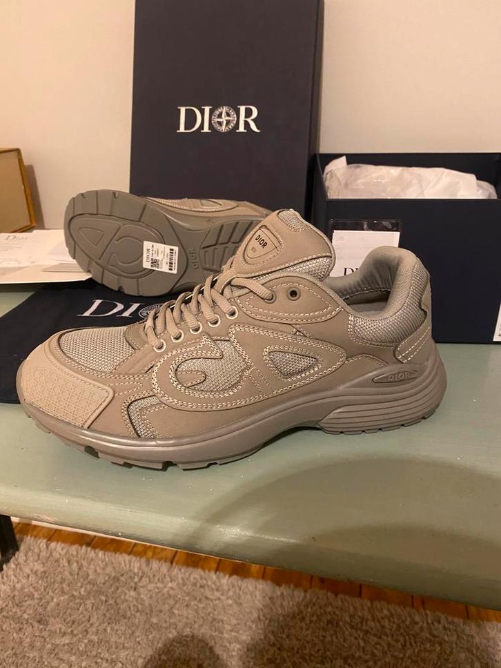 Dior b30 louis vuitton sneakers, Kleding | Heren, Schoenen, Zo goed als nieuw, Sneakers, Overige kleuren, Ophalen of Verzenden