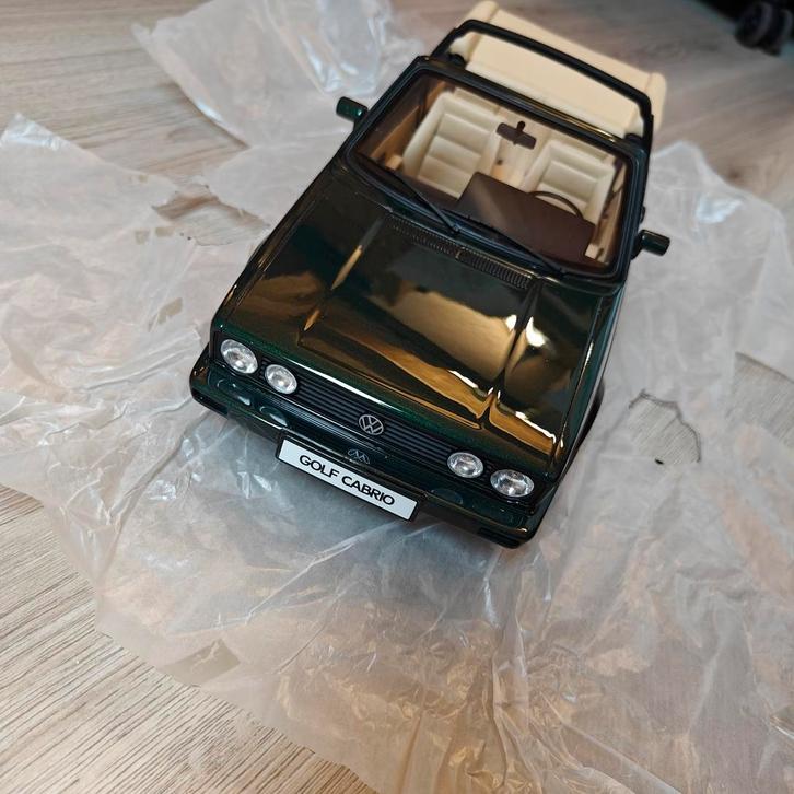 Golf 1 cabrio cabriolet classicline groen otto mobile 1:12, Hobby en Vrije tijd, Modelauto's | 1:5 tot 1:12, Zo goed als nieuw