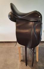 Esta type ocala dressuurzadel 17 inch M boom, Dieren en Toebehoren, Paarden en Pony's | Zadels, Ophalen, Zo goed als nieuw, Dressuur