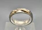Gouden Vintage bi-color design ring. 2025/869., Handtassen en Accessoires, Ringen, Verzenden, Zo goed als nieuw, 17 tot 18, Dame
