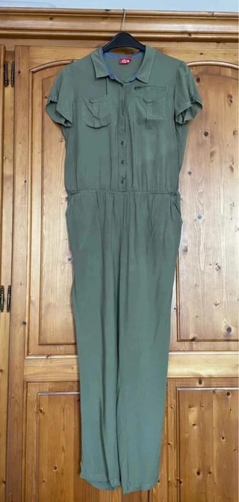 donkergroene salopette/ twinsuit libelle maat 38, Kleding | Dames, Jumpsuits, Zo goed als nieuw, Maat 38/40 (M), Groen, Ophalen of Verzenden