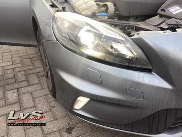 Koplamp rechts van een Volvo V40 beschikbaar voor biedingen