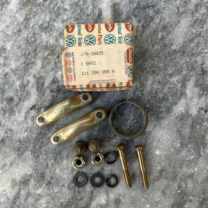 VW Bay Window Bus NOS Uitlaatset uitlaatpijp 1972 - 1979, Auto diversen, Auto-accessoires, Zo goed als nieuw, Ophalen of Verzenden