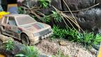 diorama van een Peugeot 205 Turbo rallyauto., Ophalen of Verzenden, Zo goed als nieuw, Diorama