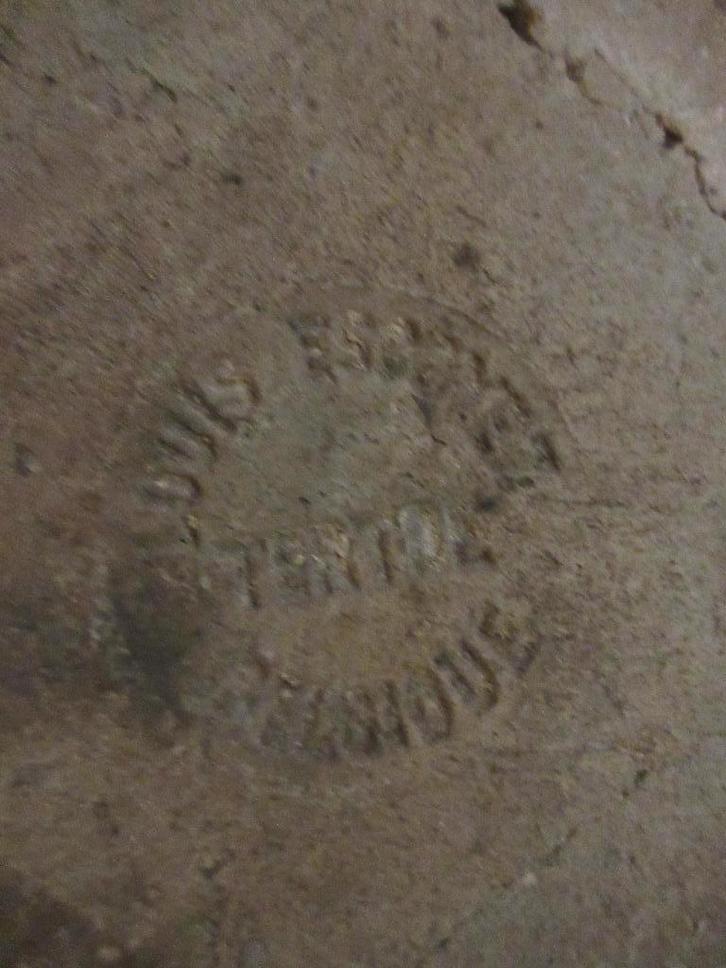 LOUIS ESCOYEZ TERTRE oude vuursteen keukengerief vintage, Antiek en Kunst, Curiosa en Brocante, Ophalen