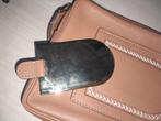 Pochette de maquillage DELVAUX, Handtassen en Accessoires, Tassen | Damestassen, Ophalen, Nieuw, Bruin, Overige typen