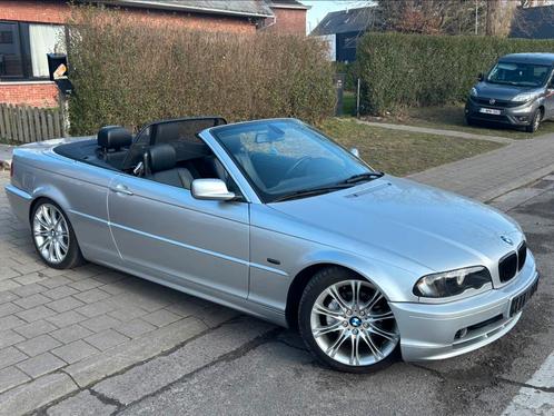 BMW 323ciA E46 CABRIOLET AUTOMAAT XENON UNIEKE WAGEN!, Auto's, BMW, Bedrijf, Te koop, 3 Reeks, Cruise Control, Benzine, Euro 4