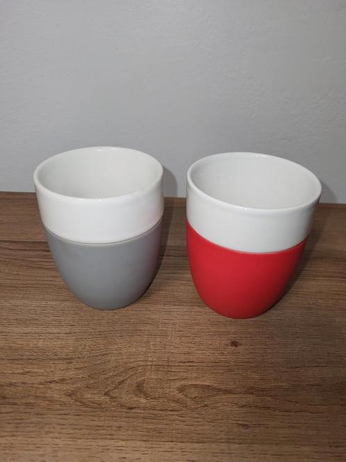 2 Delige Hema Mokjes / Porcelain Koffietas, Huis en Inrichting, Keuken | Servies, Zo goed als nieuw, Ophalen of Verzenden