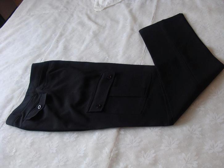 1pantalon noir de marque taille 46, 1pantalon gris taille 46, Vêtements | Hommes, Pantalons, Comme neuf, Taille 46 (S) ou plus petite