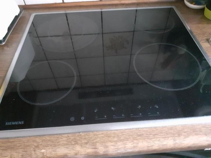 Dampkap, keramische kookplaat, heteluchtoven., Huis en Inrichting, Keuken | Keukenelementen, Zo goed als nieuw, Ophalen