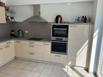 Meubles de cuisine à vendre beschikbaar voor biedingen