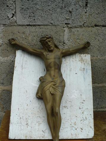 Christus in geel koper (messing) beschikbaar voor biedingen