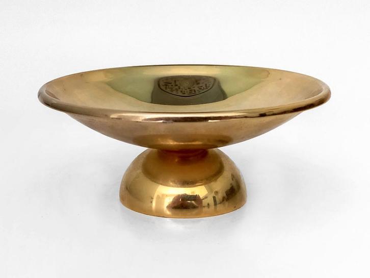 bol, plat à offrandes, Gusum, Suède, Collections, Religion, Utilisé, Autres types, Envoi