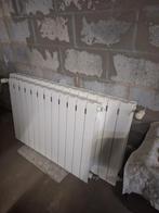 Radiateur  fond aluminium 8 cm éléments, Ophalen of Verzenden, Zo goed als nieuw, Radiator