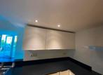 MODERNE STRAKKE KEUKEN + APPARATUUR, Huis en Inrichting, Ophalen, Wit, Hoekkeuken, Graniet of Steen