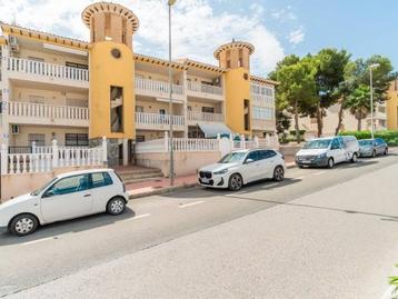 Leuk vakantie appartement in Pinada Golf op  Villamartin... beschikbaar voor biedingen