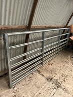 2 mooie gegalvaniseerde weidepoorten of stalhekkens, Weidegang