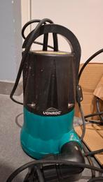 Vonroc waterpomp met darm, pompDompelpomp 400W – 6000l/h - V, Ophalen