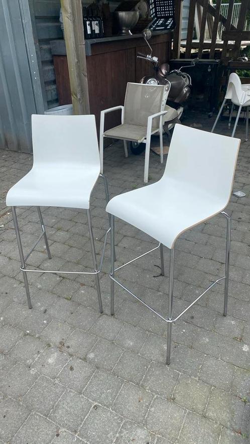 2 design barstoelen, Huis en Inrichting, Barkrukken, Zo goed als nieuw, Ophalen of Verzenden