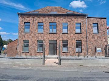 Appartement ladeuze  beschikbaar voor biedingen