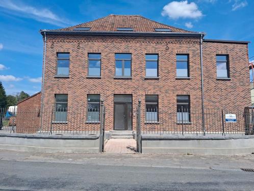 Appartement ladeuze, Immo, Appartementen en Studio's te huur, Doornik