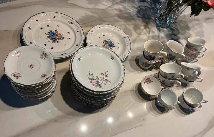 Mix en Match servies met bloemen 58 stuks, Antiquités & Art, Antiquités | Services (vaisselle) complet, Enlèvement