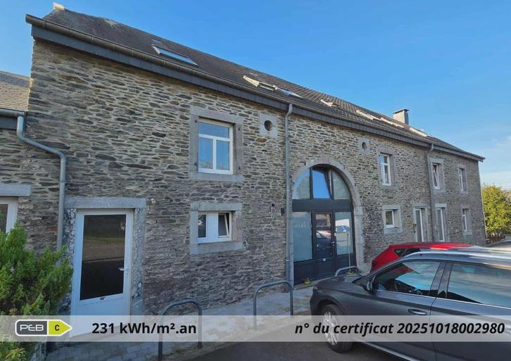 6880 ACREMONT BERTRIX:Appartement 1slpkr, parking en zolder, Immo, Appartementen en Studio's te huur, Provincie Luxemburg, 35 tot 50 m²