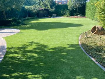 Kunstgras 2 op 3,8 meter NIEUW beschikbaar voor biedingen