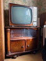 Vintage TV kastje met deuren en glas, 50 tot 100 cm, Glas, Minder dan 100 cm, 25 tot 50 cm