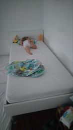 Bed met lattenbodem zonder matras, Ophalen, 85 tot 100 cm, Zo goed als nieuw, Matras