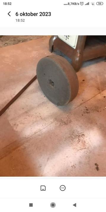 Slijpsteen beschikbaar voor biedingen