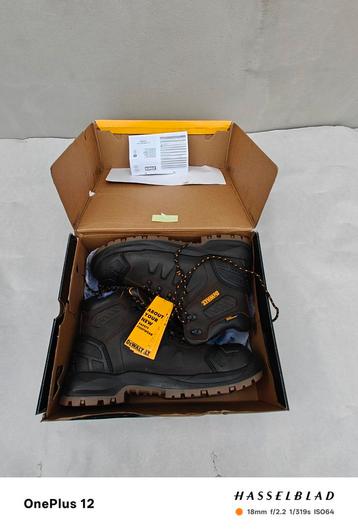 Chaussure de travail standard DeWalt  beschikbaar voor biedingen