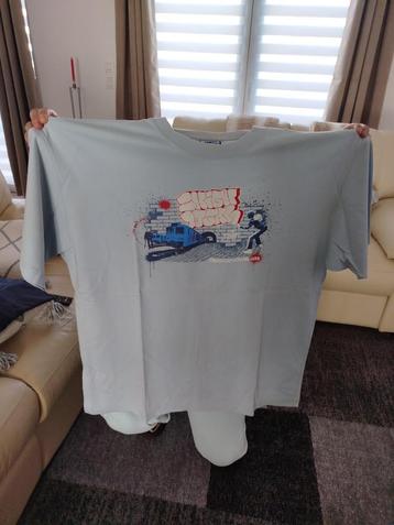 T-shirt 2 High XL beschikbaar voor biedingen