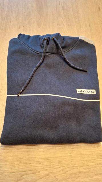 JACK EN JONES PULL beschikbaar voor biedingen