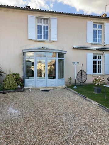 Maison Charentaise, Maison 2 façades, France, 275 m², 500 à 1000 m²