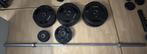 Lot – Barre olympique 20kg disques caoutchouc 2,5–25 kg, Enlèvement, Comme neuf, Bras, Autres types