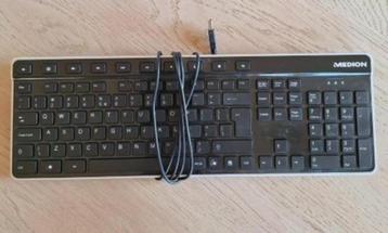 Toetsenbord qwerty beschikbaar voor biedingen