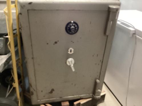 Vintage Brandkast te sleutel en code, Huis en Inrichting, Brandblussers en Brandkasten, Gebruikt, Brandkast, Ophalen