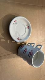 3 vintage koffietassen met onderbord, Huis en Inrichting, Keuken | Servies, Ophalen, Zo goed als nieuw