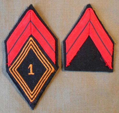FRANCE / PARA / Paire de grades du 1er RCP., Verzamelen, Militaria | Algemeen, Landmacht, Embleem of Badge, Verzenden