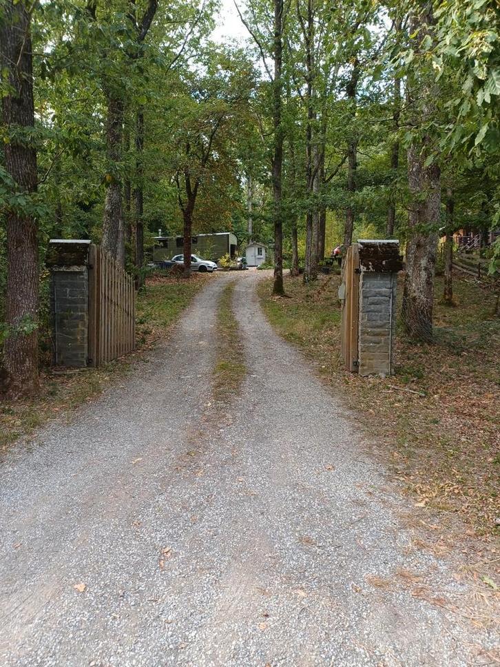 Bouwgrond van 4233m2 in Philippeville, Immo, Gronden en Bouwgronden, 1500 m² of meer, Verkoop zonder makelaar