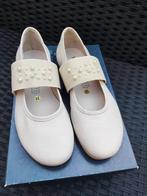 Ecru ballerina's maat 32 leder NIEUW, Meisje, Schoenen, Nieuw, Ophalen of Verzenden