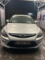 Hyundai i30 euro 5 essence, Autos, Cuir, Break, Achat, Traction avant