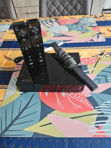 Nintendo wii, Enlèvement, Comme neuf, Avec 2 manettes