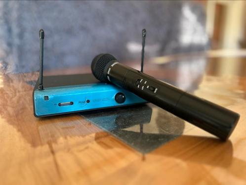 SHURE SM 58 HD UT4A, Muziek en Instrumenten, Microfoons, Gebruikt, Zangmicrofoon, Draadloos, Ophalen of Verzenden