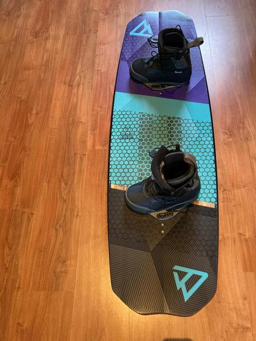 Wakeboard Brunotti (138) met gratis Jobe bindingen maat 40, Watersport en Boten, Wakeboarden, Gebruikt, Board, Ophalen