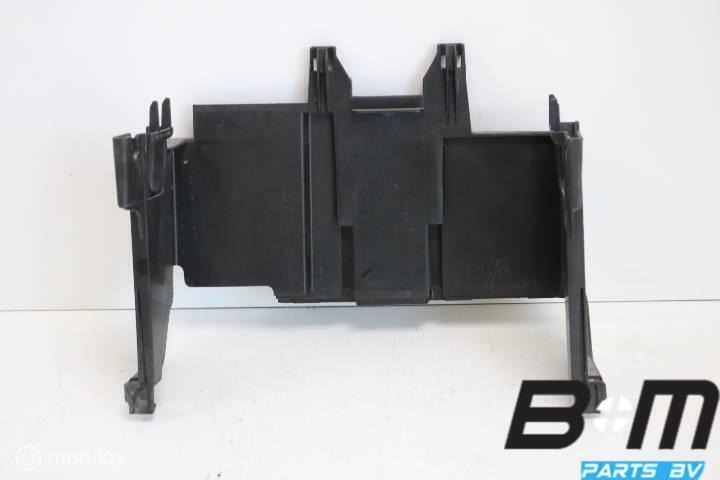 Bekleding voor accu VW Bora 1J0915335A, Auto-onderdelen, Carrosserie, Gebruikt