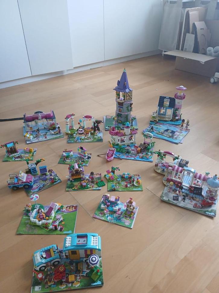lego friends en lego disney - groot lot volledige sets, Kinderen en Baby's, Speelgoed | Duplo en Lego, Zo goed als nieuw, Lego