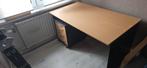 Houten Bureau met bureaustoel - goede conditie, Huis en Inrichting, Bureaus, Ophalen, Bureau